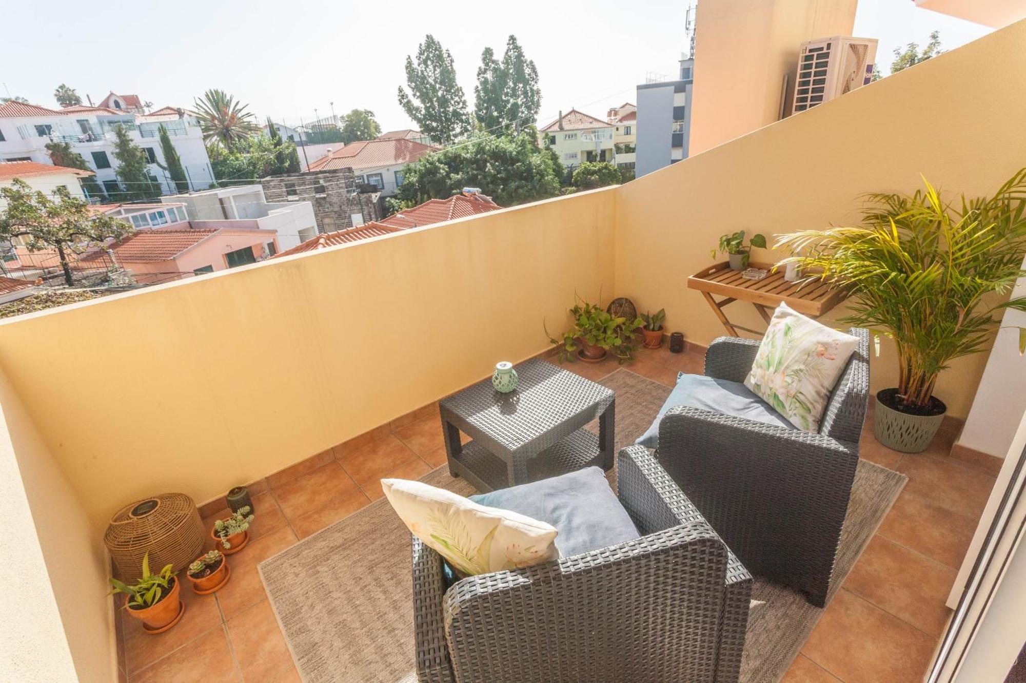 Blue Sky Apartment Funchal  Exterior photo